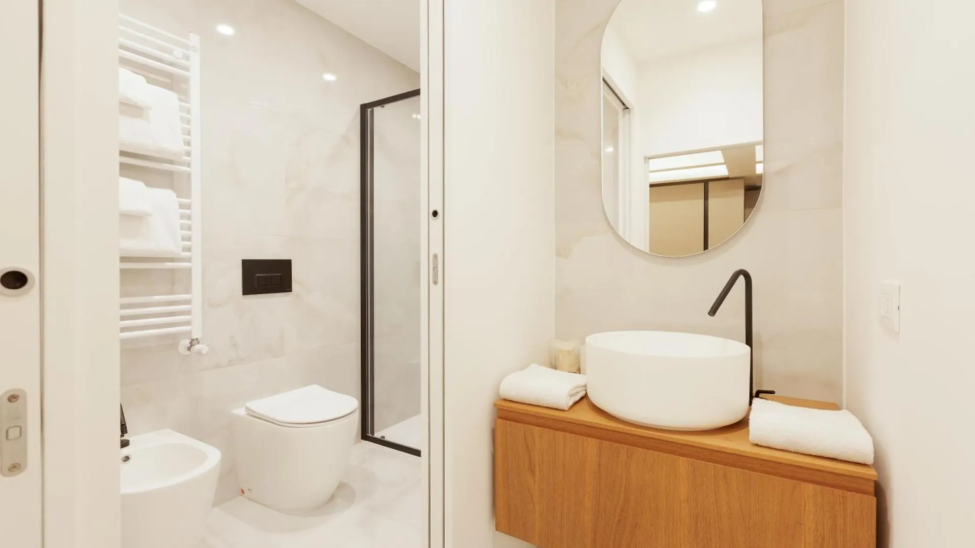 Brera Apartments In Moscova Milano 0*,  Italia