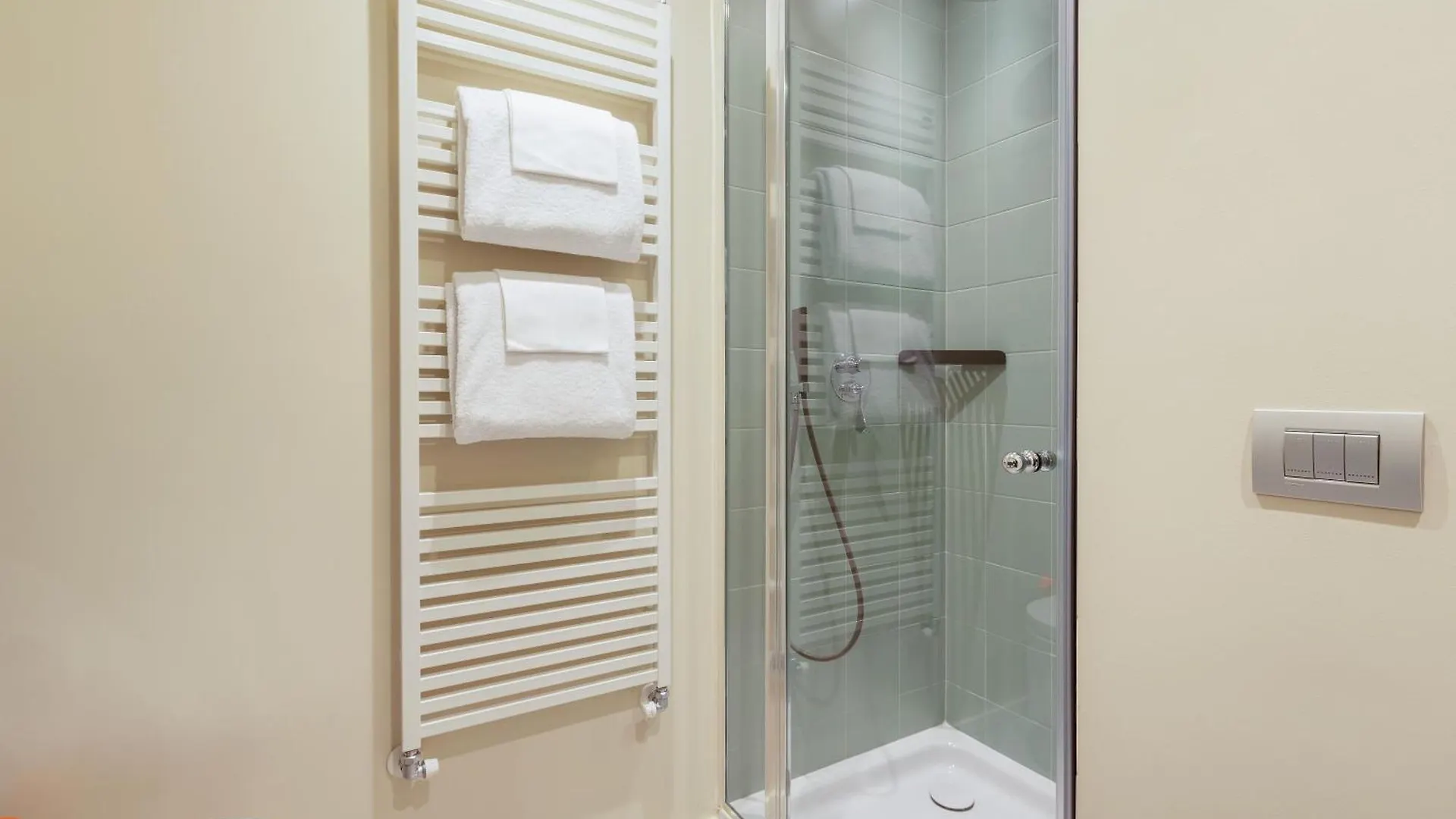 Brera Apartments In Moscova Milano 0*,  Italia